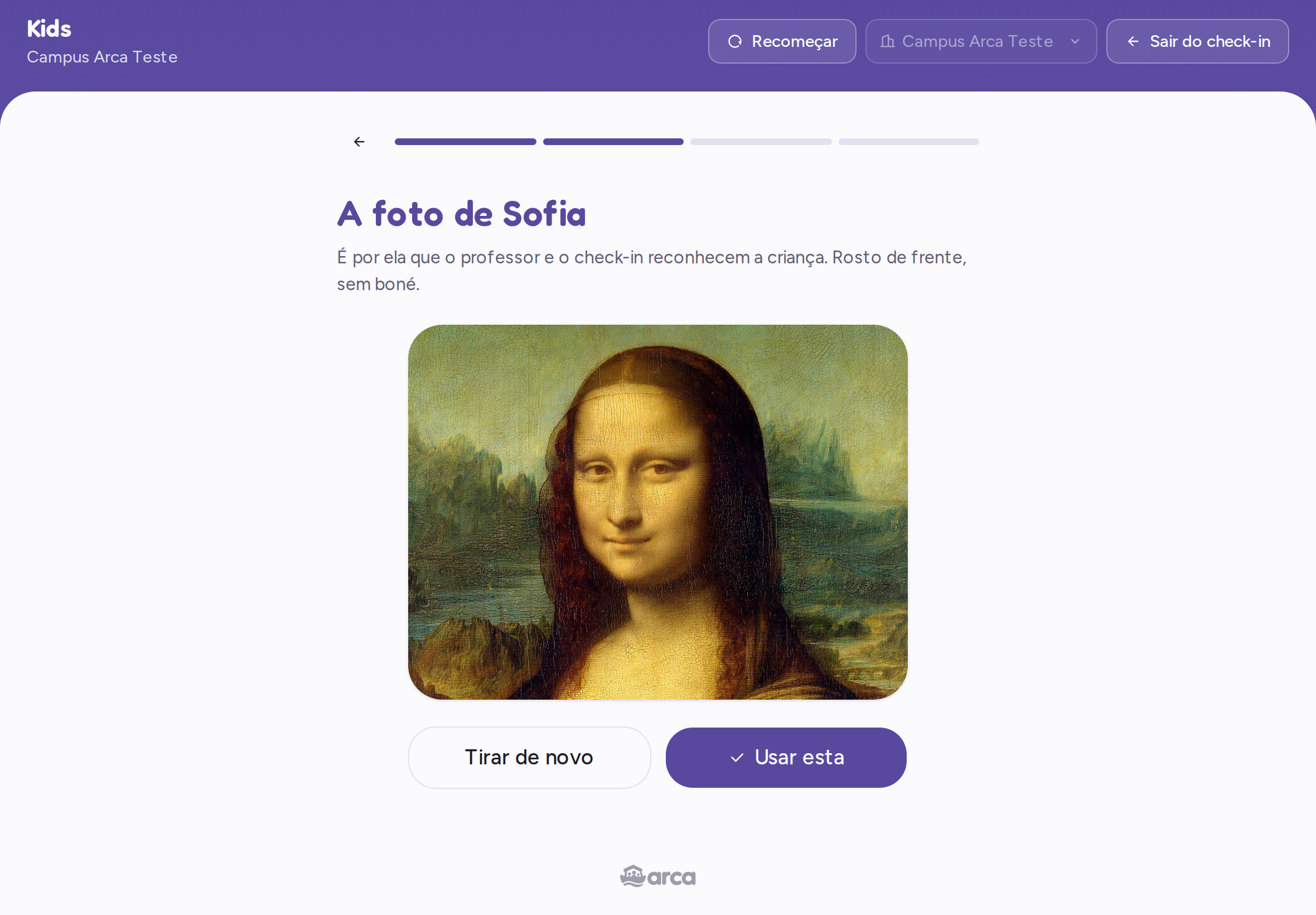 Câmera do tablet com o rosto da criança enquadrado