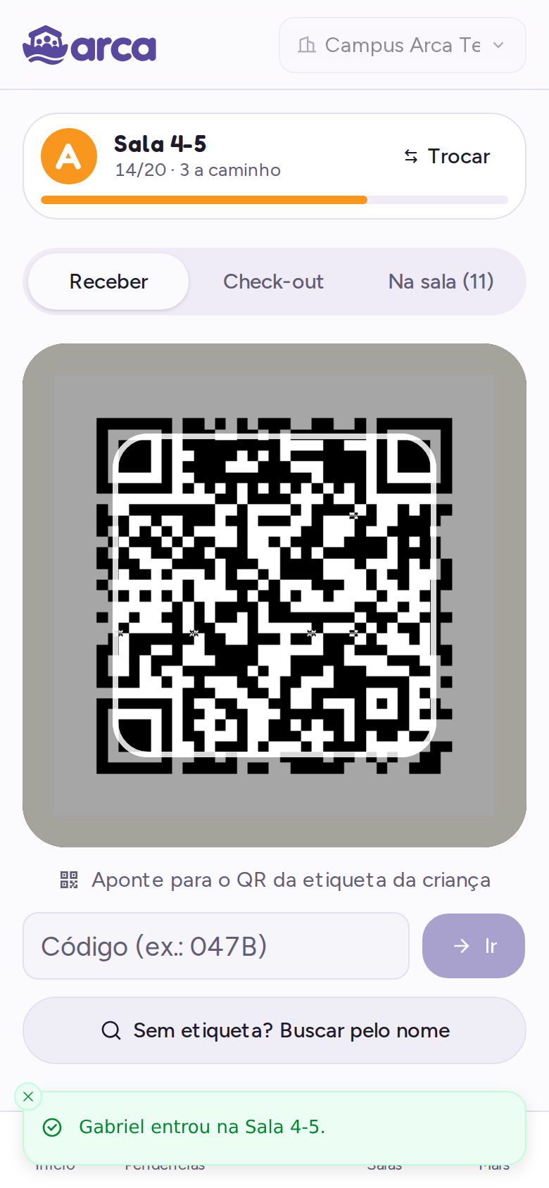 Leitor de QR da sala aberto na câmera do celular