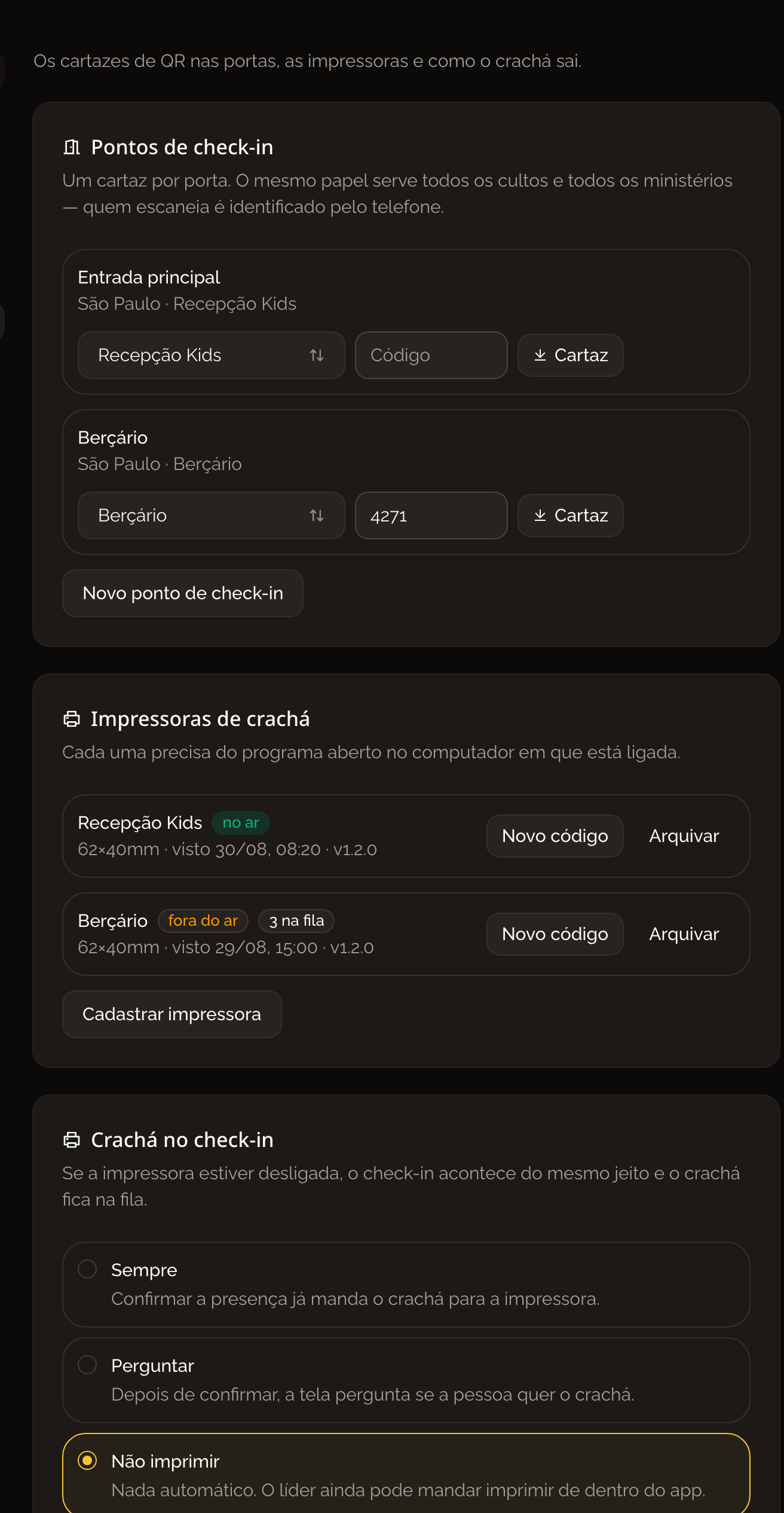 Seção de crachá nas configurações, com os três modos de impressão