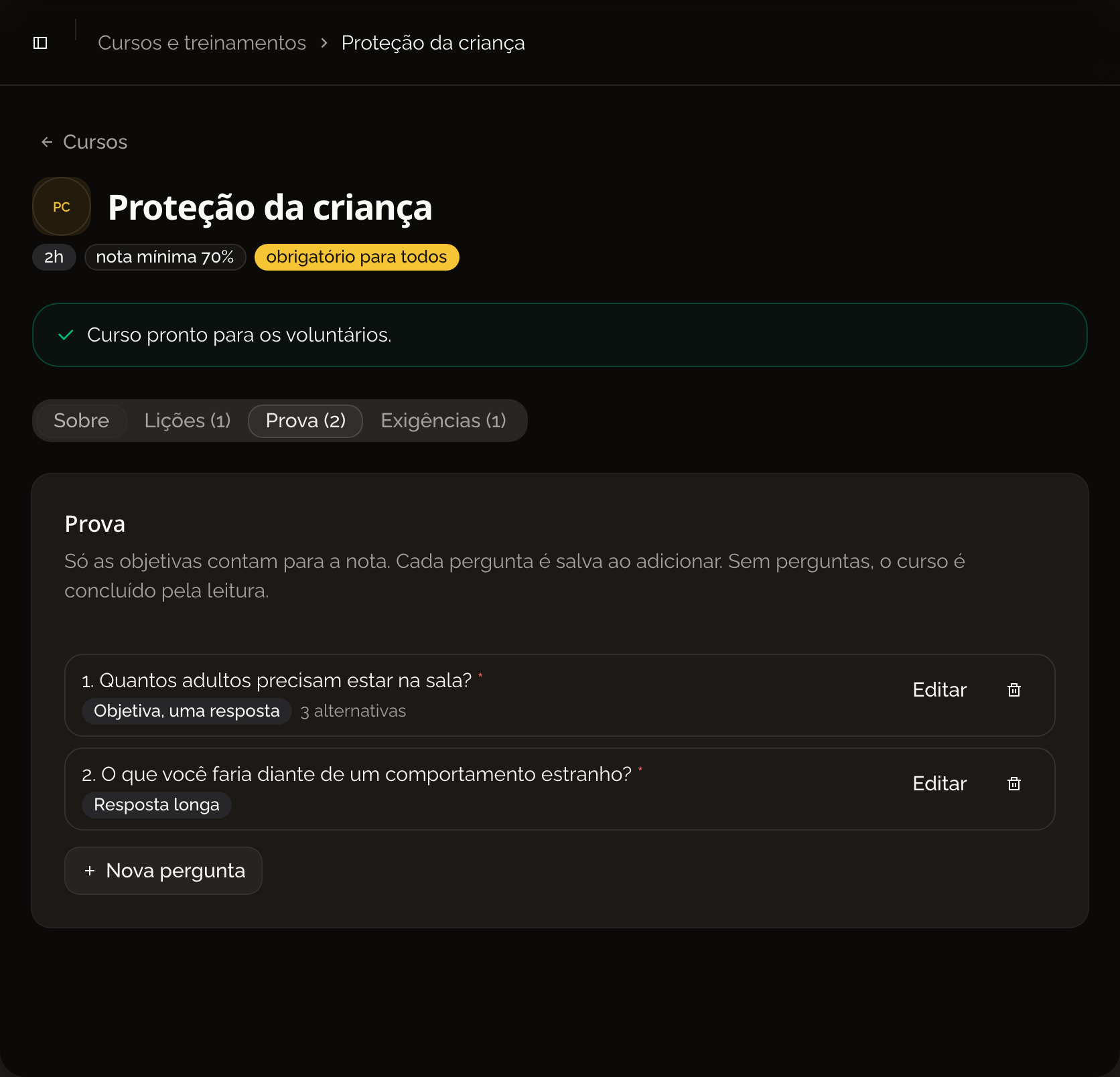 Aba Prova de um curso, com duas perguntas cadastradas e o botão Nova pergunta